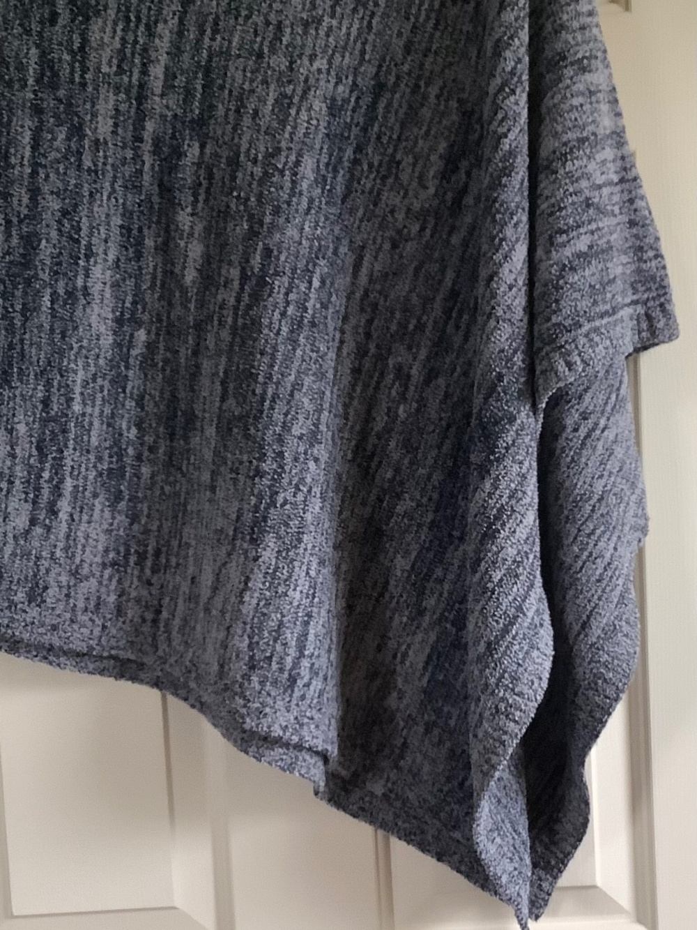 Barefoot Dreams CozyChic Point Dume Poncho Heather Indigo-Dove Gray OS - Picture 7 of 15